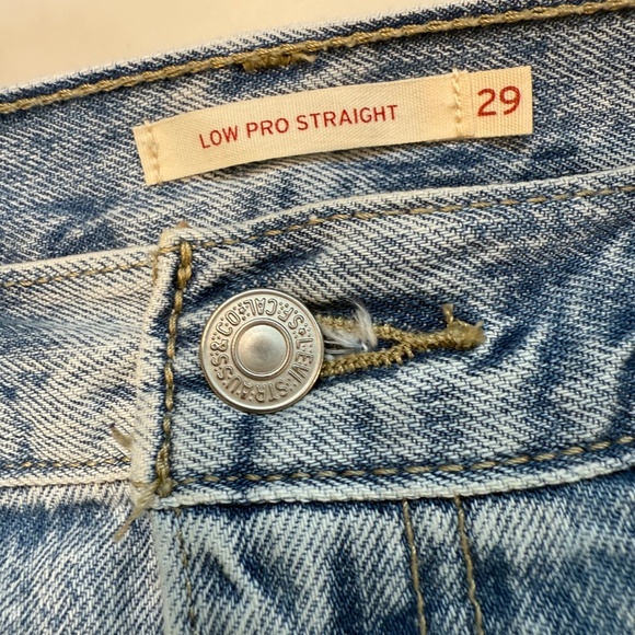 Women’s Levi’s Jeans - acidwash-like - Low Pro Straight - 29 X 31”inseam - Picture 7 of 9